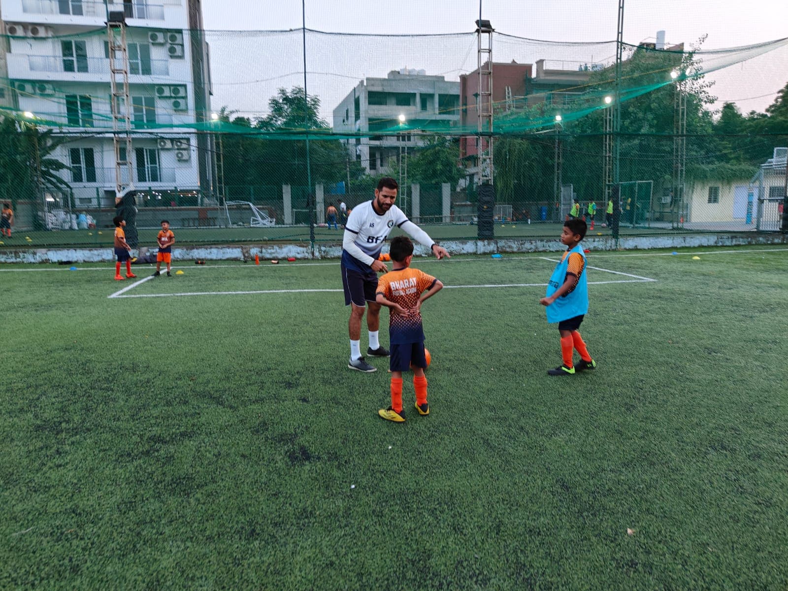 Professional football coaching and pro mentorship